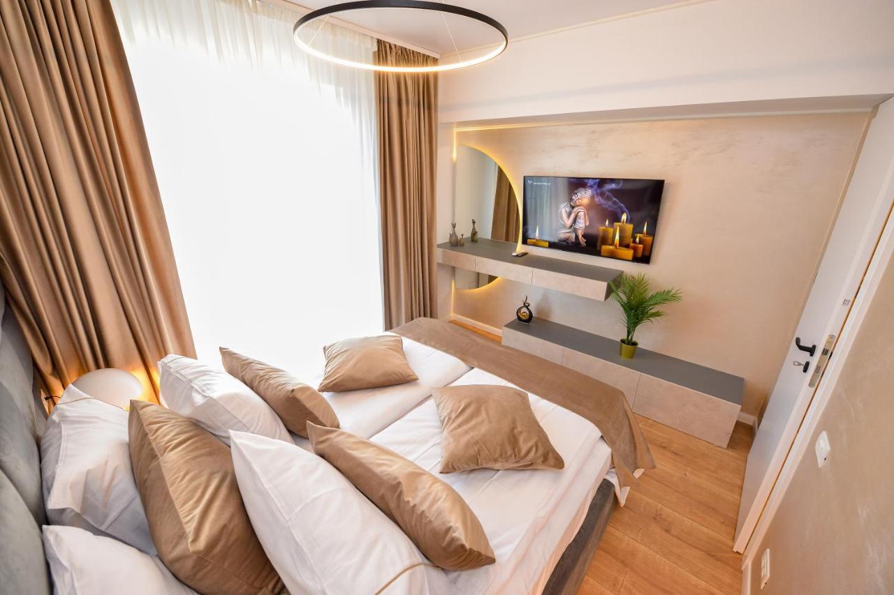 Downtown By Grand Accommodation Bukarest Exteriör bild