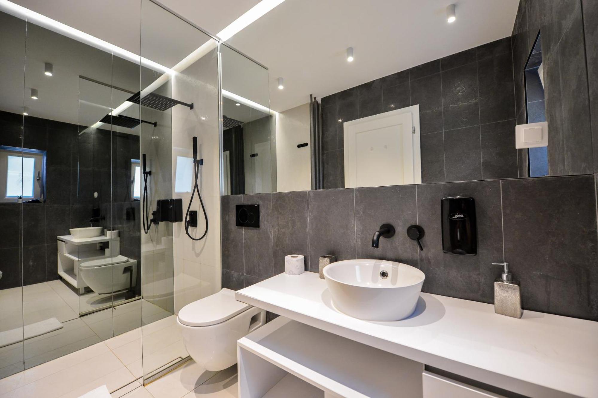 Downtown By Grand Accommodation Bukarest Exteriör bild