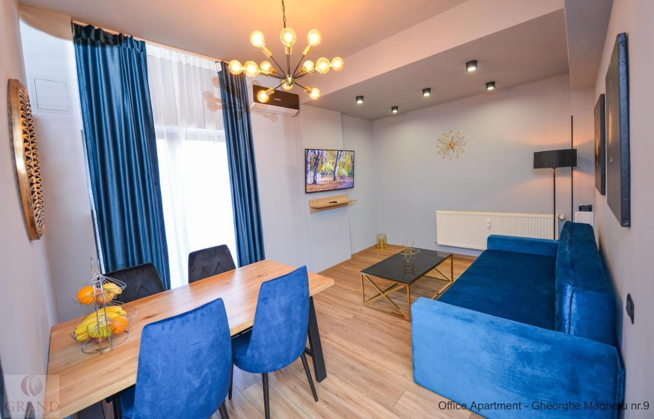 Downtown By Grand Accommodation Bukarest Exteriör bild